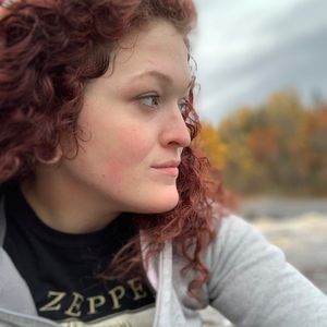 Meet your Posher, Christine